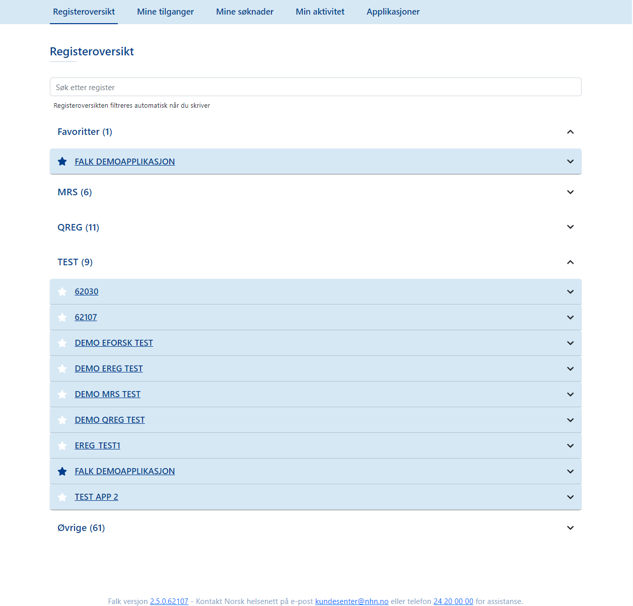 Registeroversikt som viser søkefelt og en favoritt-merket applikasjon øverst.